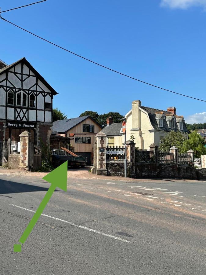 Union Road Moto Velo Accommodation Crediton Exterior photo